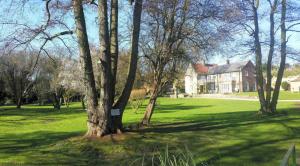 Gallery image of 17th-Century One Bed Studio with Parking & Garden! in Elkesley