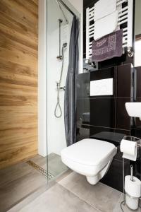 Kúpeľňa v ubytovaní NoclegiJarocin Bed & Breakfast