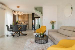 Posedenie v ubytovaní Villa Magna luxury apartments