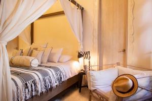 Postel nebo postele na pokoji v ubytování Casa de Alba Hotel Boutique + 37 fotografií