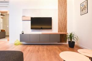 TV a/nebo společenská místnost v ubytování Maritimo Apartment