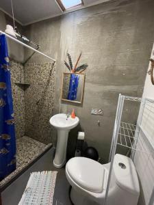 Ein Badezimmer in der Unterkunft Casa Tuanis, Drake Bay