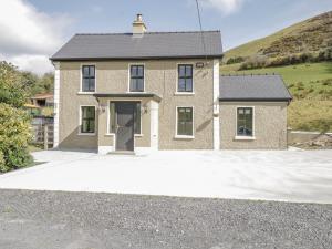 Gallery image of Hannon's Country Farmhouse in Ballymote