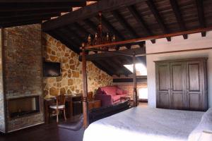 Posezení v ubytování Hotel Spa Villa de Mogarraz + 23 fotografií