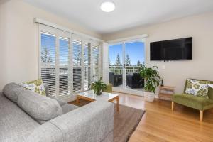 Istumisnurk majutusasutuses Salt - 2brm apartment with Spa bath and Ocean Views