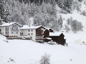 Apartment in Ischgl at the ski bus stop v zime