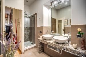 Gallery image of Gianicolo Miracle Suite in Rome