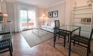 Posedenie v ubytovaní Apartamento Ayamonte Isla Canela Golf