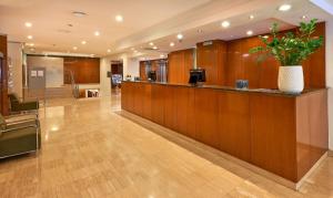 Vestíbul o recepció de NH Barcelona Eixample