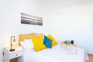 Posteľ alebo postele v izbe v ubytovaní Home2Book Stunning Apartment Candelaria, Terrace