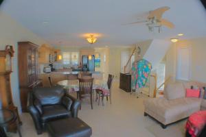 Gallery image of Awesome Water Front Home 4 Bedrooms & 4 Bathrooms! Sleeps 10 in Atlantic City