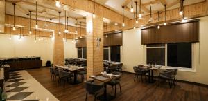 Restaurace v ubytování Hotel Le Halcyon Kasauli