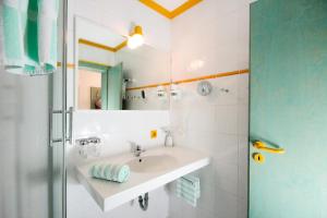 Koupelna v ubytování Hotel-Gasthof zum Bach