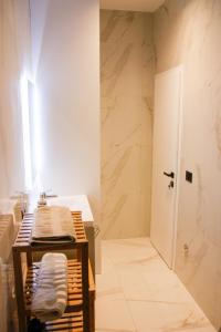 Φωτογραφία από το άλμπουμ του Roza's Apartment Tirana Center στα Τίρανα +22 φωτογραφίες