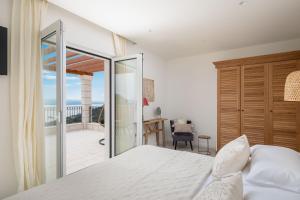 Posteľ alebo postele v izbe v ubytovaní Luxury Villa Vespera