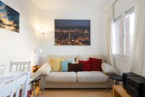 A seating area at Cute Apartment in Sants Station with HBO & Alexa & AC