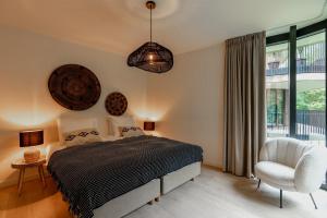 Ένα ή περισσότερα κρεβάτια σε δωμάτιο στο LXRYHOME Pendennis Castle