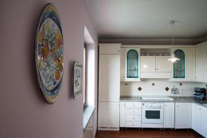 A kitchen or kitchenette at Agriturismo Monte della Dea