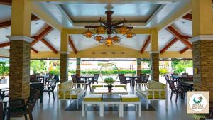 Photo de la galerie de l'établissement RSAM Beach Resort by Cocotel, à Nasugbu