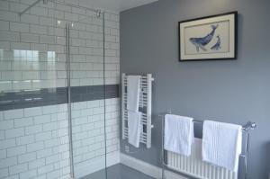 Bagno di The Cottage, Treliggon Farm Altre 24 foto