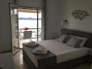 Fotografie z fotogalerie ubytování Corfu island apartment in KASSIOPI by seaside v destinaci Kassiopi