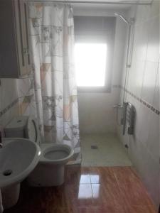 Kylpyhuone majoituspaikassa ANSELMO CLAVÉ