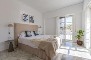 Posteľ alebo postele v izbe v ubytovaní Edén Costa Lago PRIMERA LÍNEA DE MAR + 37 fotografií