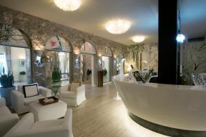 Posezení v ubytování Augustus Hotel & Resort