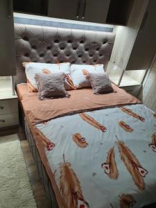 Katil atau katil-katil dalam bilik di Apartman Banija