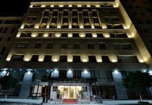 Bangunan di mana terletaknya hotel