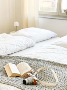 Ein Bett oder Betten in einem Zimmer der Unterkunft Weinquartier Naumburg