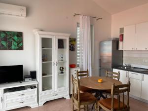 Gallery image of Bella Vacanza in Njivice +8 photos