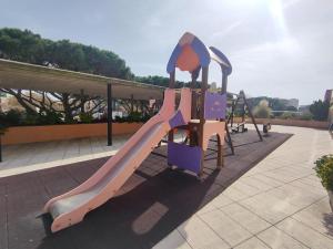 Herní místnost nebo prostor pro děti v ubytování Apartament Neptuno Platja d'Aro