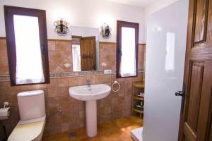 Kúpeľňa v ubytovaní Anju Villas Villas Vistas del Mar