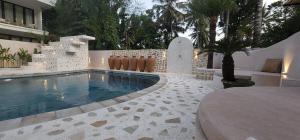 Bassein majutusasutuses Tiu Oasis Lombok või selle lähedal