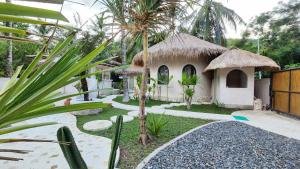 Aed väljaspool majutusasutust Tiu Oasis Lombok