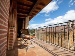 A balcony or terrace at Belvilla by OYO Casa Rural Poza de la Torca II