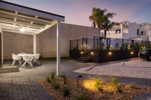 Afbeelding uit fotogalerij van Deco Beach Luxury Apartments in Port Lincoln