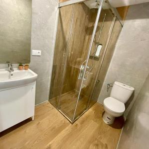 Kúpeľňa v ubytovaní GATU PREMIUM Villa Galeona, con terraza chillout privada