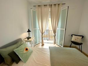 Posteľ alebo postele v izbe v ubytovaní GATU PREMIUM Villa Galeona, con terraza chillout privada