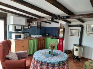 Kuchyňa alebo kuchynka v ubytovaní Apartamento Rural Cristi