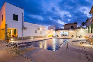 The swimming pool at or close to Villa Dolphin by Slow Villas