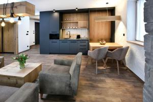 Kuchyňa alebo kuchynka v ubytovaní APLEND Hotel Ovruč