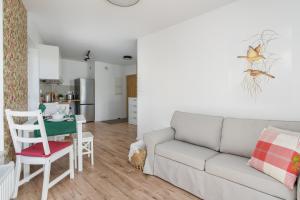 Kuchyňa alebo kuchynka v ubytovaní Rezydencja Rejtana with FREE GARAGE Poznań by Noclegi Renters