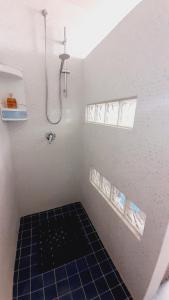 A bathroom at Contrada Vento home sharing