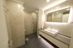 Koupelna v ubytování Sky Garden Suites