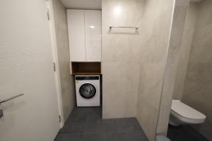 Koupelna v ubytování Sky Garden Suites