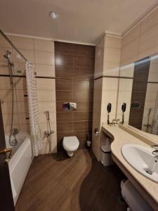 ห้องน้ำของ Балнеохотел - “ Свети Спас 5* “ , Велинград