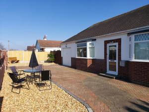 Gallery image of The Hermitage private detached bungalow in Rhyl