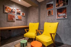 Ruang duduk di The Borough Lagos